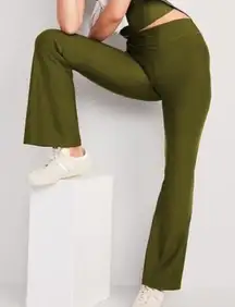 OLD NAVY Green Extra High-Waisted PowerSoft Flare Leggings Size XL New With tags