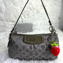 COACH y2k Patent Leather Canvas Gray Signature Canvas Wristlet Mini Purse