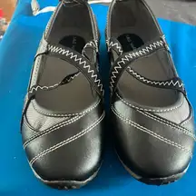 Sag Harbor Black Flats with Criss-Cross Detailing 6