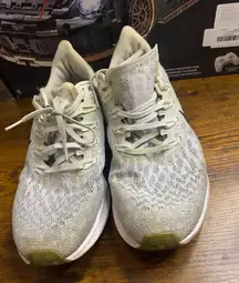 Nike Air Zoom Pegasus 36 women’s TB Running Sneakers