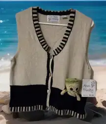 Grannycore‎ Shabby Chic Sweater Vest M Knit button Up Unique Patten Ann Trinity