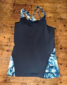 Gaiam M sporty blue & gray athletic built in bra swim top