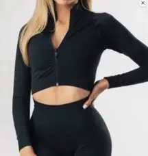 Alphalete cropped black seamless jacket