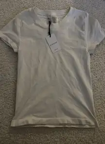 beige seamless tee shirt