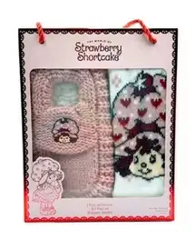 Strawberry Shortcake Women's Knit Slipper Sock and Cozy Crew Gift Set NWT