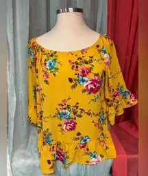 Chris & Carol Floral Off-Shoulder Yellow Top