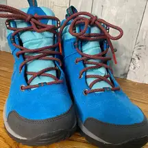 Columbia  Blue Suede Women’s Hiking Boots size 7.5