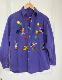 Vintage 90’s Disney Characters Button-Up Embroidered shirt size M