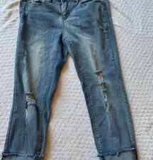 Distressed Size 6 Jeans Like New