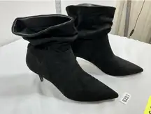 Womans Cosy Fever Pullon Booties 11 M Black Pointed Toe Slouched Kitten Heel