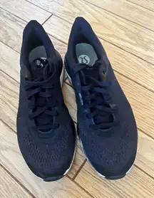 Lululemon - Women’s Chargefeel Low Workout Sneakers