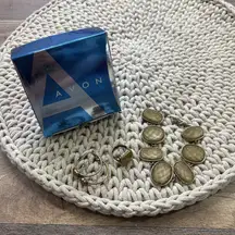 Avon Bold Faceted 3 Piece Jewelry Set Earrings Bracelet Ring w Box 2009