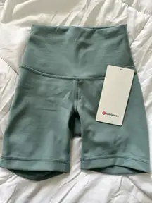 Lululemon Wunder Train Shorts 6" High-Rise