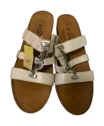 Naot bond size 11 dusty silver sandals w chunky bottom chain Israel made $200