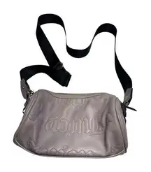Juicy Couture Womens Gray Crossbody Clutch Purse SKU 7291