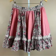 Vintage Medium Prairie Cottagecore German Ruffle Lace Dusty Rose Floral Skirt
