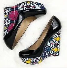 Steve Madden black Gavon tribal print color wedge