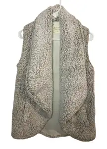 Altar'd State Women's Ivory Open‎ Front Sherpa Vest, Size XS