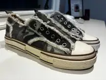 Very G Sneakers Camo