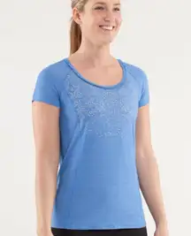 Lululemon Run: Wild Short Sleeve Tech in Heathered Porcelain Active Running Top