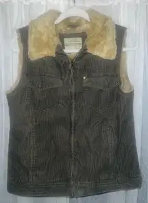 Cabela’s Corduroy Sherpa Trucker Vest Olive Chore Barn Ranch Utility Western Med