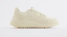 NWT  Off White Mesh Lace Up Sneakers STARFIT
