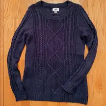 Old navy crew neck sweater