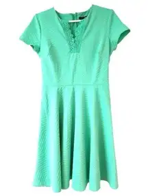 City Triangles Fit & Flare Green Dress short sleeves - Women's Size 9/M