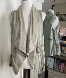 Medium Green Vest