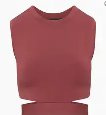 Babaton Retrospect sleeveless Crop Top in Rust size XS Color: Sundried Red