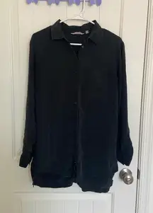 Athleta women's‎ oversized 100% silk button down shirt — small