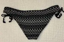 Old Navy Crochet Bikini Bottoms Size MEDIUM Black Gray White Cheeky Boho