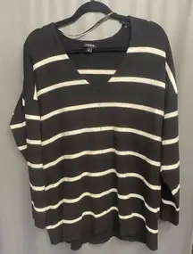 Torrid 2x lightweight sweater black and white stripe (b43)