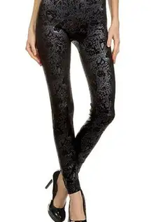 Silver Metallic Paisley Fleece-Lined Leggings - Women