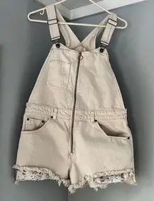 We The Free *flaw* Women's 10 Overalls Off White Sunkissed Zip Front Shortall