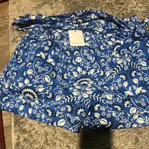 NWT Sugar + Lips large shorts