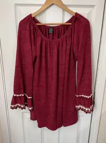 WinWin Double Lace Sleeve Tunic in Burgundy
