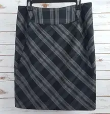 AB Studio Black and gray plaid pencil skirt size 2