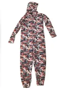 Rue 21 size medium camouflage camo full body sleepwear sleep Pajamas rue21