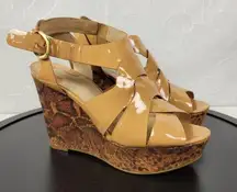 Joan & David Daisleen Womens Sandals Size 7.5 Tan Patent Leather Snakeskin Wedge