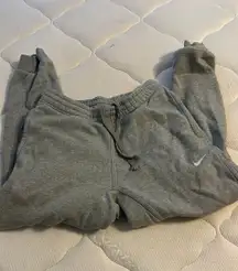 Nike Boys Sweatpants medium