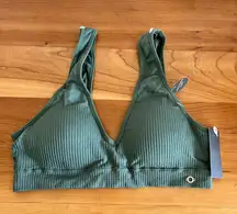 NWT Women’s Danskin Sports Bra Removable Cups Ribbed Olive Green Size XL