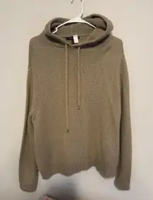Hooded Sweater