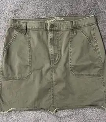 Universal Thread Skirt