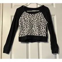 Map to Mars Snow Leopard Crop Top Women's Size Small