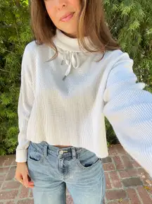 White thermal turtleneck sweater 