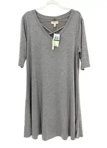 NWT Cupio Women's Grey Short Sleeve T-Shirt Stretch Dress Size Large Criss Cross