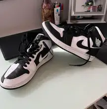 Air Jordan 1 Mid SE Nike