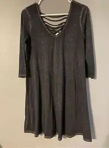 Derek Heart Long Sleeve Gray/Black V Neck Front V Neck Back Dress Size M