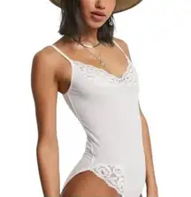 Free People Intimately Womens Lace Tank Top Bodysuit Size Medium New‎